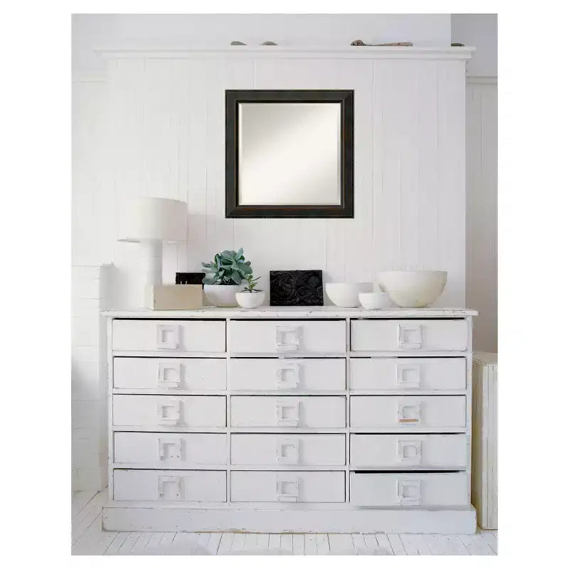 Miroir mural en bois avec cadre en bronze