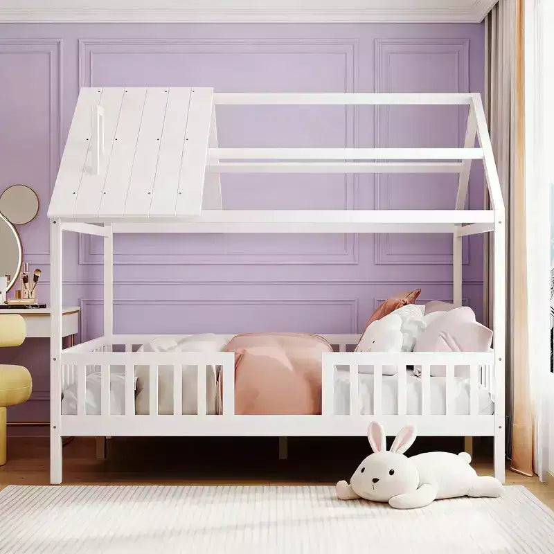 Lit cabane pour chambre d'enfant pleine grandeur avec toit et barrière