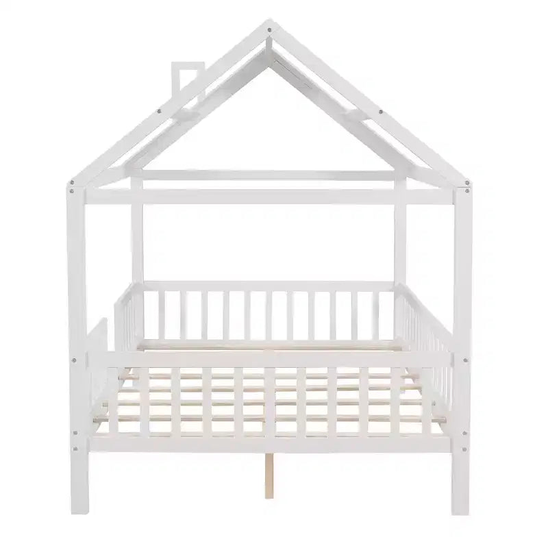 Lit cabane pour chambre d'enfant pleine grandeur avec toit et barrière