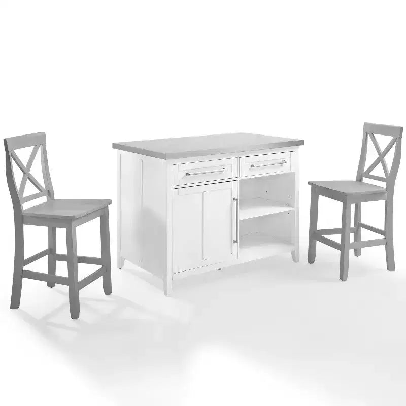 Îlot de cuisine avec portes et étagères