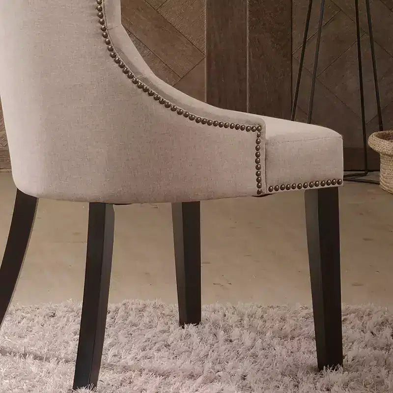 Chaise rivet avec dossier rembourré souple