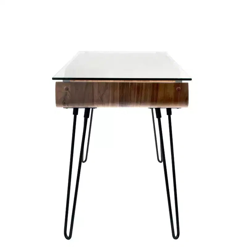 Bureau en noyer de style médiéval-moderne
